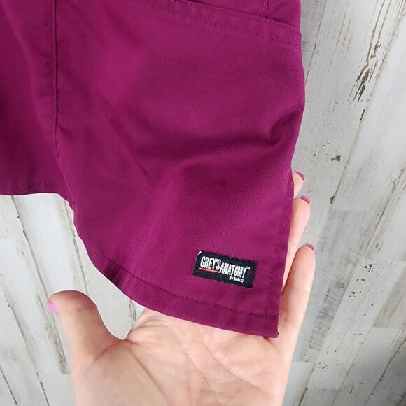 Grey's Anatomy V-Neck Scrub Top Maroon Size Small - Picture 8 of 11